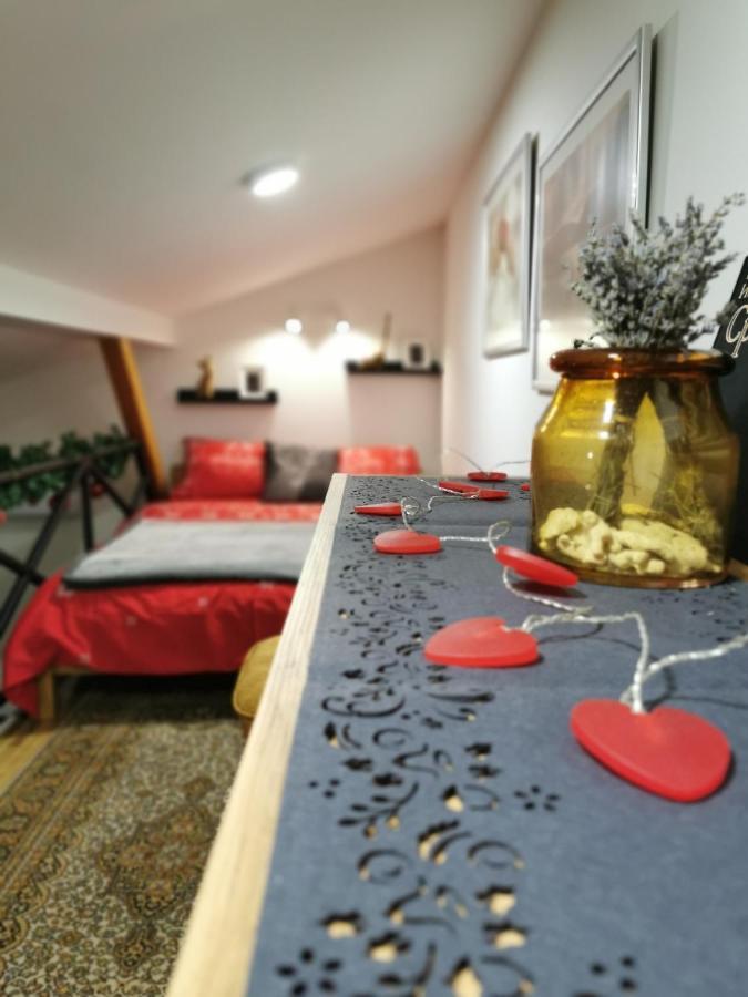 Agape Apartman Apartment สเมเดเรโว ภายนอก รูปภาพ