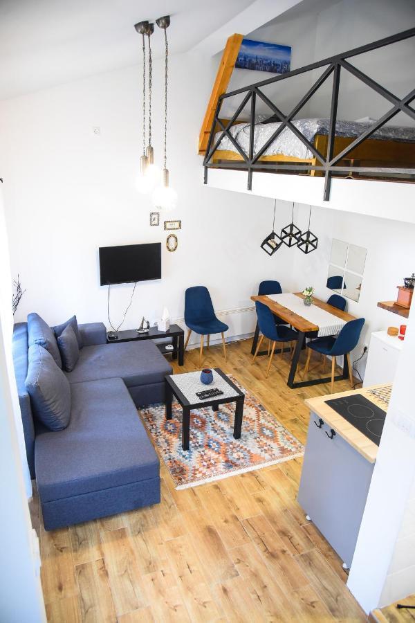 Agape Apartman Apartment สเมเดเรโว ภายนอก รูปภาพ
