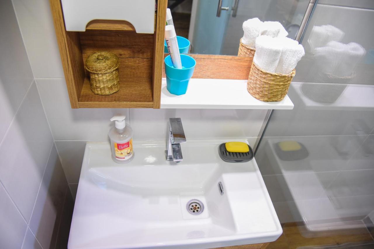 Agape Apartman Apartment สเมเดเรโว ภายนอก รูปภาพ